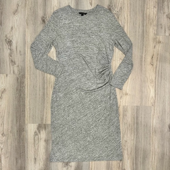 Banana Republic Heather Gray Side Ruched Long Sleeve Sweater Dress Size M Petite - Picture 1 of 5